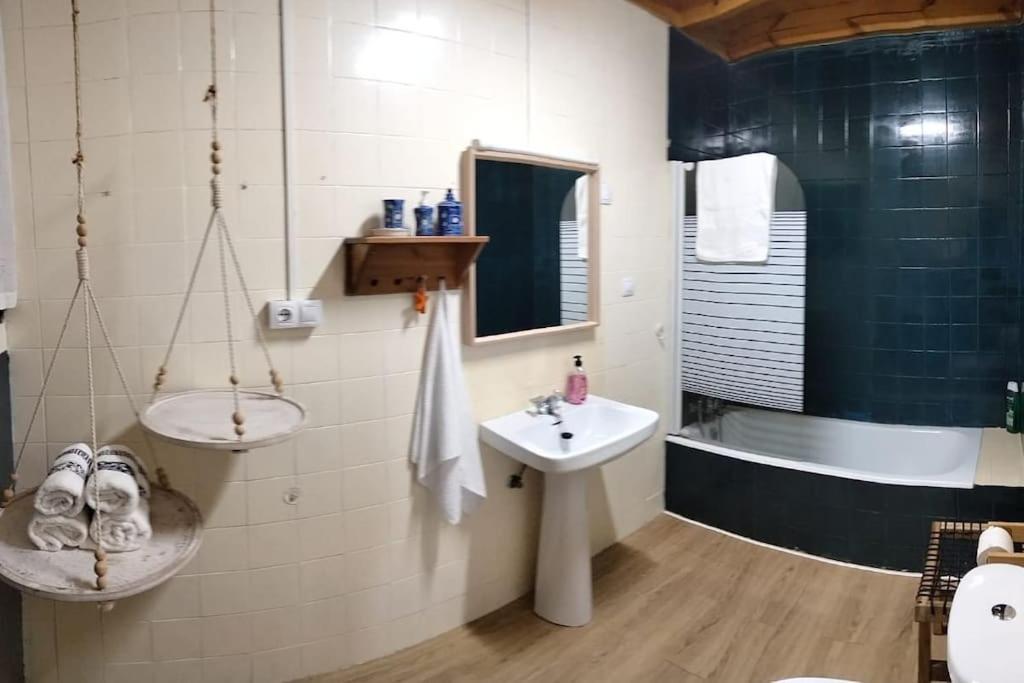 La Casina Roja - Santolaya De Cabranes Villa Arboleya Bagian luar foto