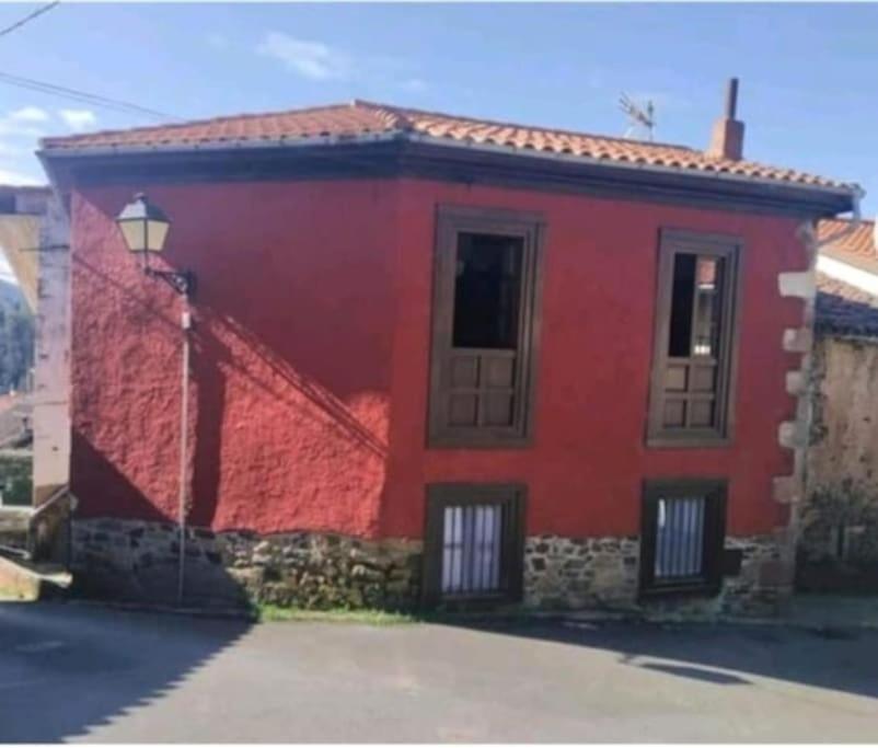 La Casina Roja - Santolaya De Cabranes Villa Arboleya Bagian luar foto