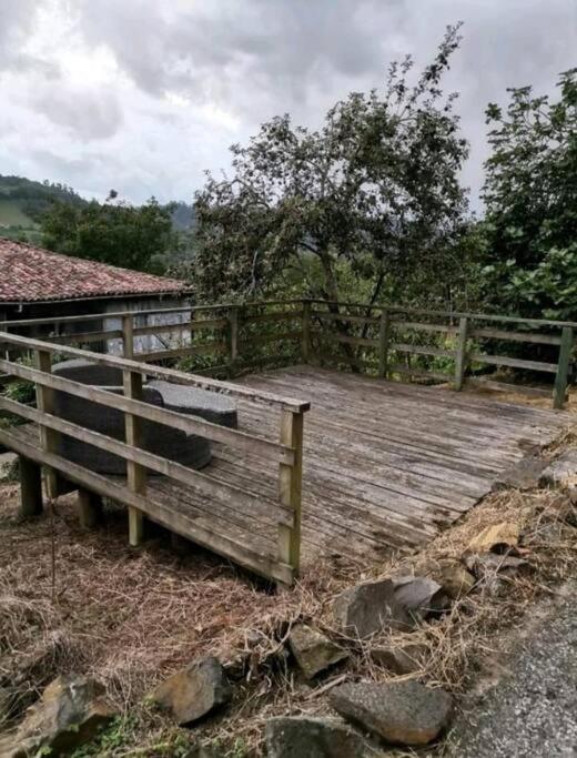 La Casina Roja - Santolaya De Cabranes Villa Arboleya Bagian luar foto