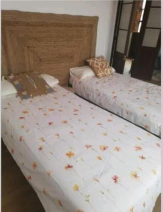 La Casina Roja - Santolaya De Cabranes Villa Arboleya Bagian luar foto